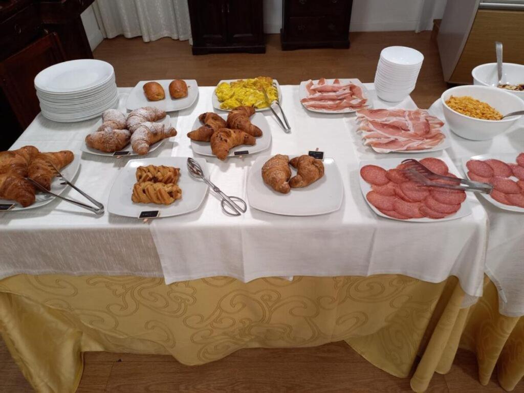 Hotel Mazzocchetti 치타 산트  안젤로 외부 사진