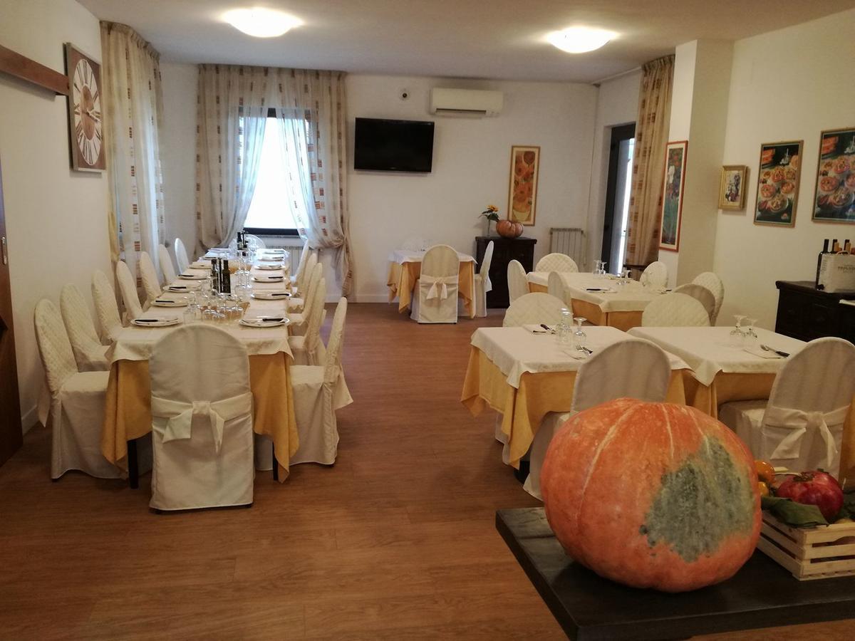 Hotel Mazzocchetti 치타 산트  안젤로 외부 사진