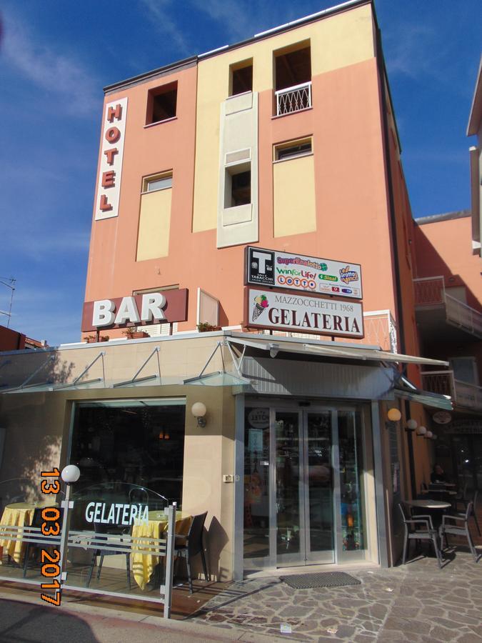 Hotel Mazzocchetti 치타 산트  안젤로 외부 사진